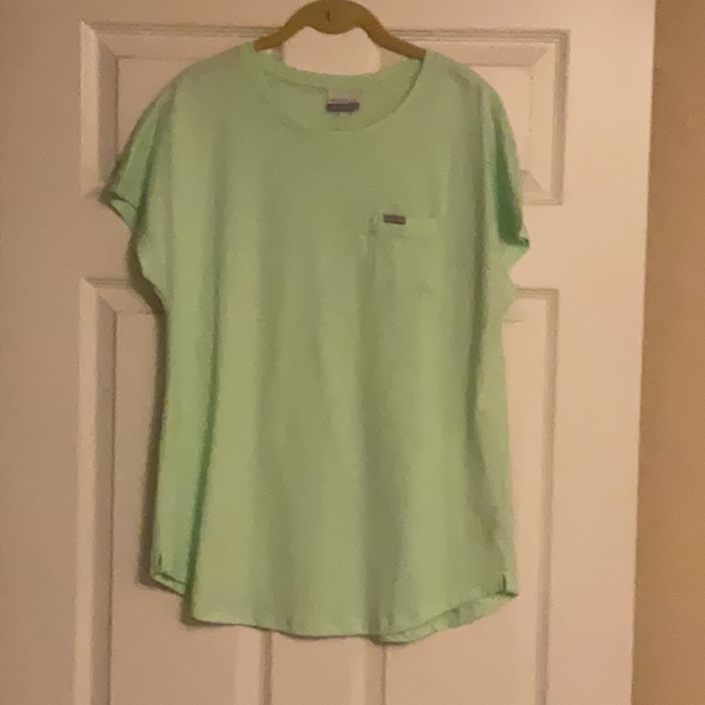 Columbia top
